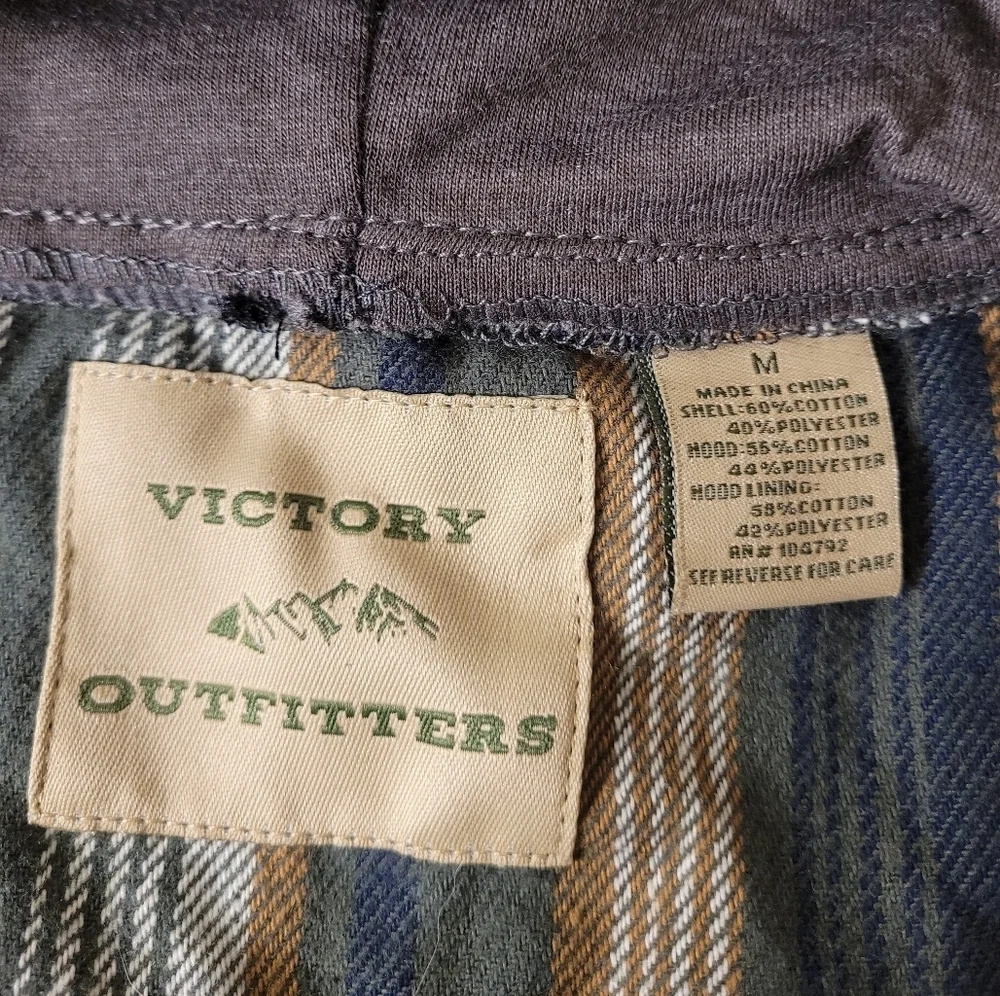 NWT Victory Outfitters Button Front Hooded Jacket sz M